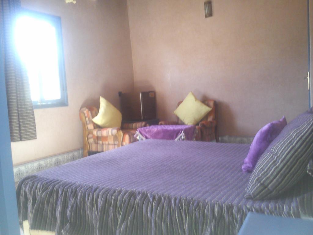 Bed and Breakfast Kasbah Itrane Tamnougalt Habitación foto