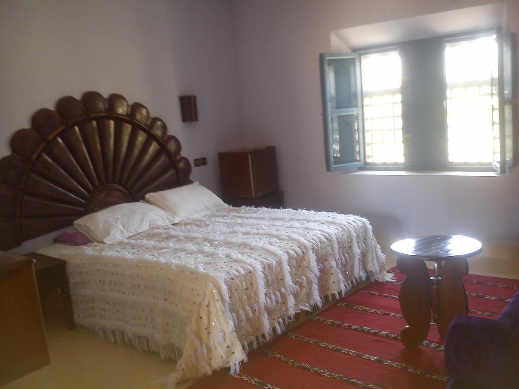 Bed and Breakfast Kasbah Itrane Tamnougalt Habitación foto
